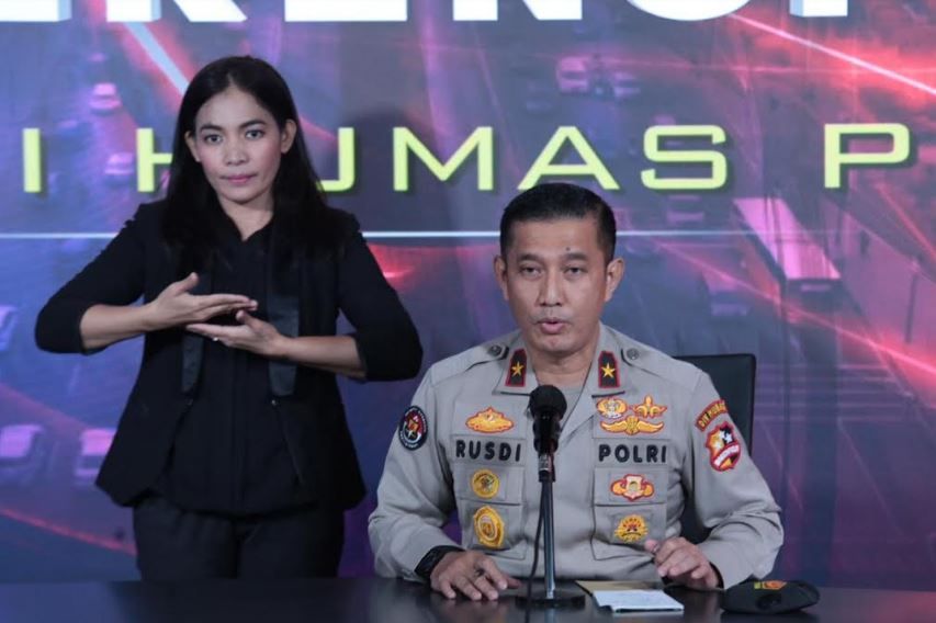Karo Penmas Divisi Humas Polri, Brigjen Rusdi Hartono menyampaikan bahwa Zaim Saidi mengajukan penangguhan penahanan.