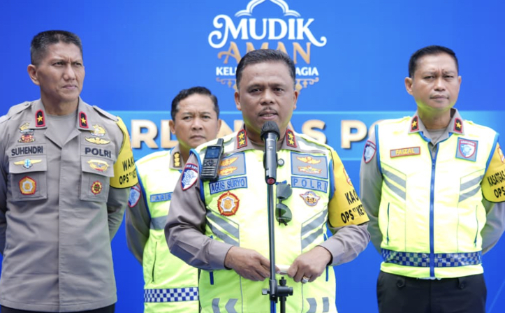 Irjen Pol. Drs. Agus Suryonugroho S.H., M.Hum