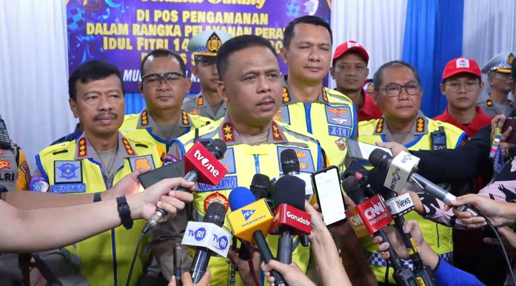 Kakorlantas Polri Irjen Agus Suryonugroho Cabut One Way Nasional KM 414 Hingga KM 263 Siang Ini